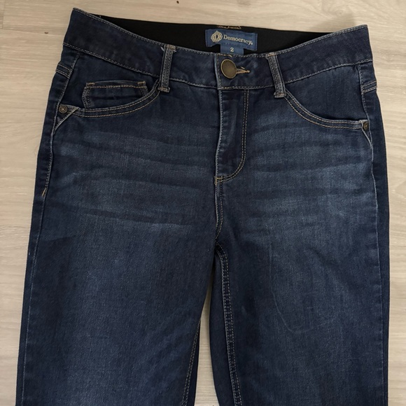 Democracy "Ab"solution Itty Bitty Bootcut blue Jeans size 2 - Picture 3 of 13